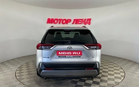 Toyota RAV4, 2019 год, 2 499 000 рублей, 5 фотография