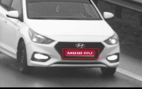 Hyundai Solaris II рестайлинг, 2018 год, 900 000 рублей, 1 фотография