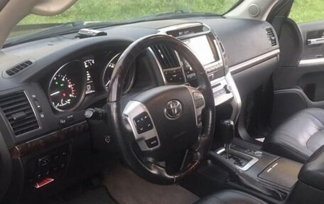 Toyota Land Cruiser 200, 2014 год, 3 700 000 рублей, 3 фотография