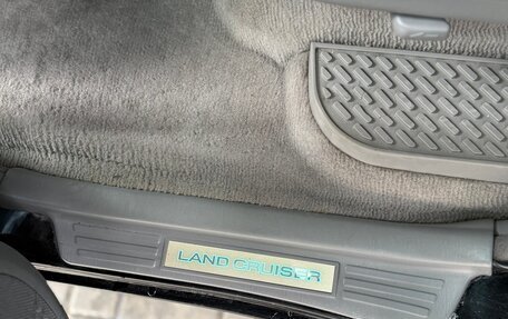 Toyota Land Cruiser 100 рестайлинг 2, 2007 год, 3 075 000 рублей, 10 фотография