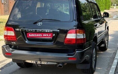 Toyota Land Cruiser 100 рестайлинг 2, 2007 год, 3 075 000 рублей, 3 фотография