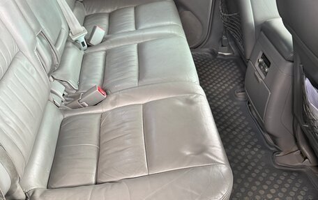 Toyota Land Cruiser 100 рестайлинг 2, 2007 год, 3 075 000 рублей, 22 фотография