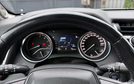 Toyota Camry, 2018 год, 2 580 000 рублей, 10 фотография