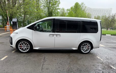 Hyundai Staria, 2021 год, 3 900 000 рублей, 3 фотография