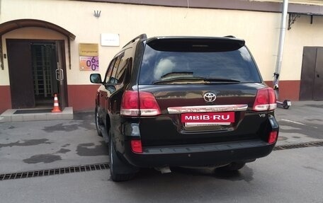 Toyota Land Cruiser 200, 2008 год, 2 900 000 рублей, 3 фотография
