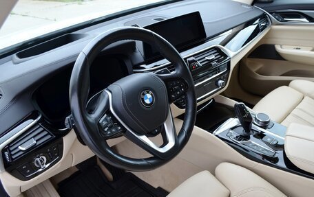 BMW 6 серия, 2019 год, 3 990 000 рублей, 11 фотография