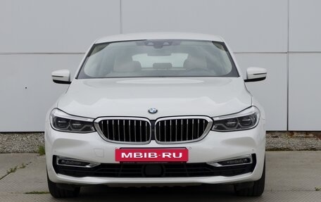 BMW 6 серия, 2019 год, 3 990 000 рублей, 2 фотография