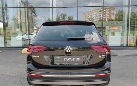 Volkswagen Tiguan II, 2017 год, 2 460 000 рублей, 7 фотография