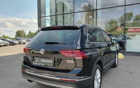 Volkswagen Tiguan II, 2017 год, 2 460 000 рублей, 6 фотография
