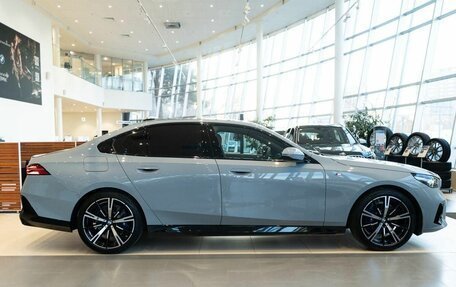 BMW 5 серия, 2026 год, 10 500 000 рублей, 4 фотография
