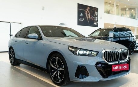 BMW 5 серия, 2026 год, 10 500 000 рублей, 3 фотография