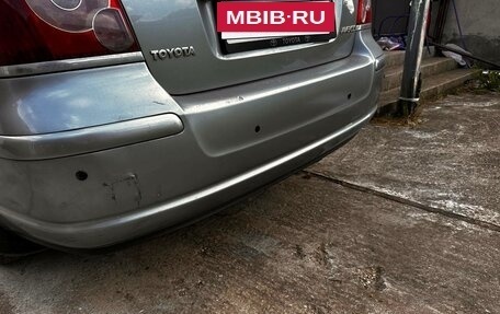 Toyota Avensis III рестайлинг, 2007 год, 650 000 рублей, 32 фотография
