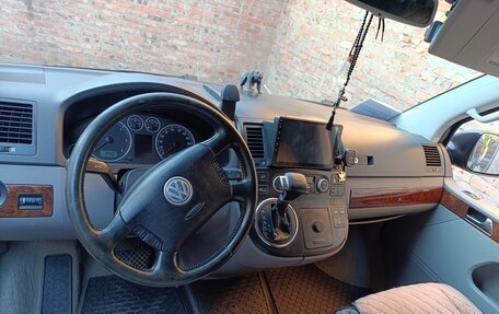 Volkswagen Multivan T5, 2004 год, 1 400 000 рублей, 6 фотография