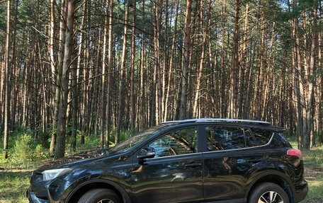 Toyota RAV4, 2015 год, 1 730 000 рублей, 4 фотография