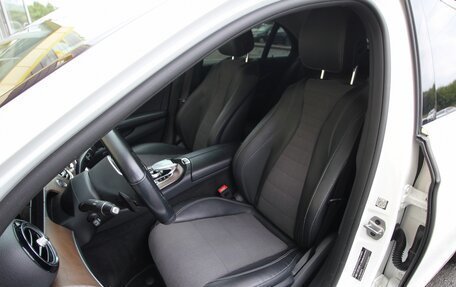 Mercedes-Benz E-Класс, 2019 год, 3 095 000 рублей, 13 фотография