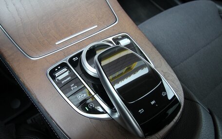 Mercedes-Benz E-Класс, 2019 год, 3 095 000 рублей, 25 фотография