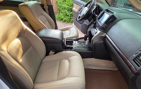 Toyota Land Cruiser 200, 2009 год, 3 300 000 рублей, 5 фотография