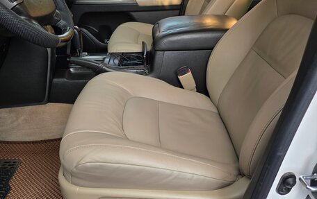 Toyota Land Cruiser 200, 2009 год, 3 300 000 рублей, 3 фотография