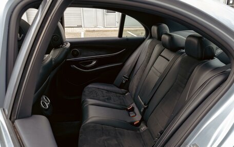 Mercedes-Benz E-Класс, 2016 год, 3 055 000 рублей, 18 фотография