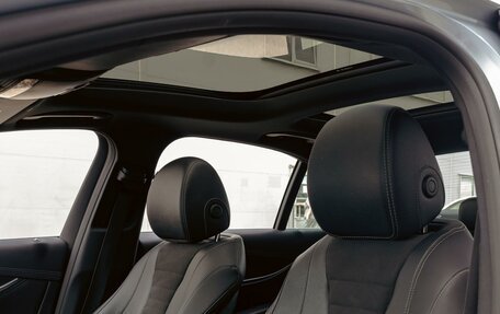 Mercedes-Benz E-Класс, 2016 год, 3 055 000 рублей, 17 фотография