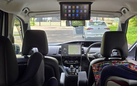 Nissan Serena IV, 2020 год, 2 500 000 рублей, 22 фотография