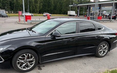 Hyundai Sonata VIII, 2021 год, 1 650 000 рублей, 2 фотография