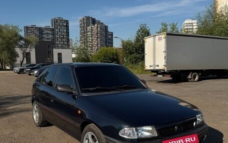 Opel Astra F, 1994 год, 450 000 рублей, 2 фотография