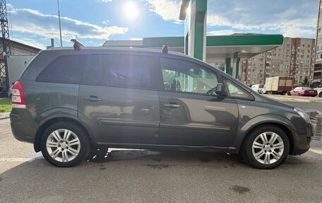 Opel Zafira B, 2012 год, 410 000 рублей, 3 фотография