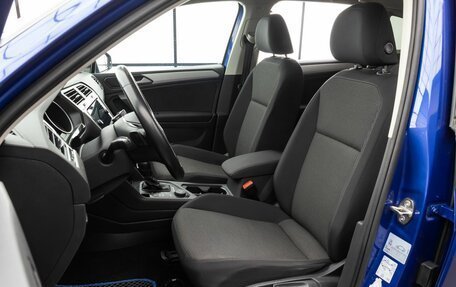 Volkswagen Tiguan II, 2019 год, 2 649 000 рублей, 7 фотография
