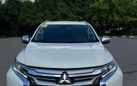 Mitsubishi Pajero Sport III рестайлинг, 2017 год, 2 650 000 рублей, 1 фотография