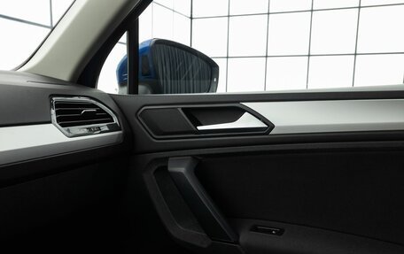 Volkswagen Tiguan II, 2019 год, 2 649 000 рублей, 19 фотография