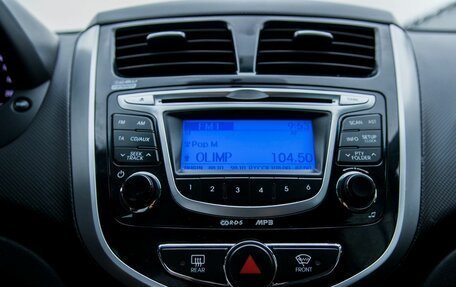 Hyundai Solaris II рестайлинг, 2012 год, 580 000 рублей, 17 фотография