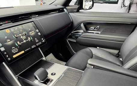 Land Rover Range Rover IV рестайлинг, 2026 год, 22 490 000 рублей, 30 фотография