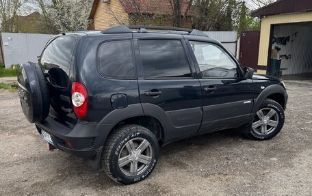 Chevrolet Niva I рестайлинг, 2013 год, 460 000 рублей, 4 фотография