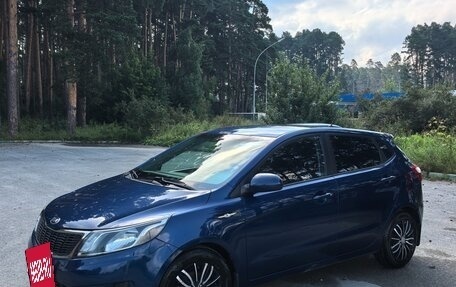 KIA Rio III рестайлинг, 2014 год, 800 000 рублей, 2 фотография