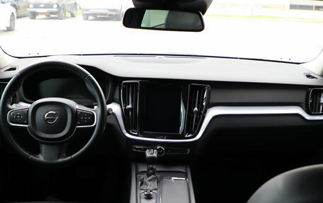 Volvo V60 II, 2018 год, 2 150 000 рублей, 12 фотография