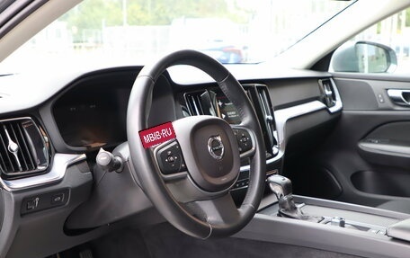 Volvo V60 II, 2018 год, 2 150 000 рублей, 13 фотография