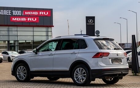 Volkswagen Tiguan II, 2018 год, 2 395 000 рублей, 4 фотография