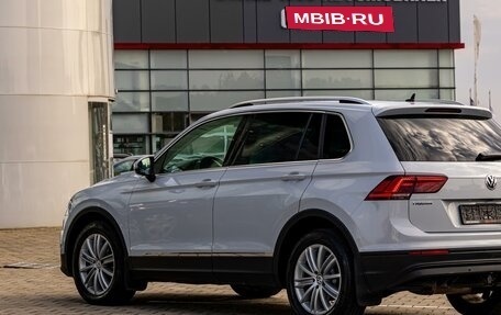 Volkswagen Tiguan II, 2018 год, 2 395 000 рублей, 9 фотография