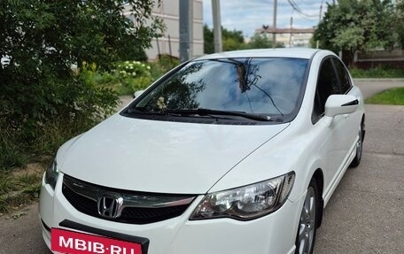 Honda Civic VIII, 2009 год, 800 000 рублей, 4 фотография