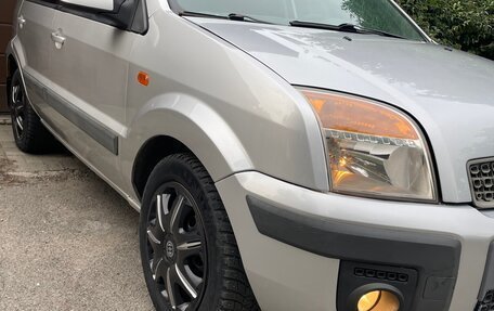 Ford Fusion I, 2006 год, 295 000 рублей, 2 фотография
