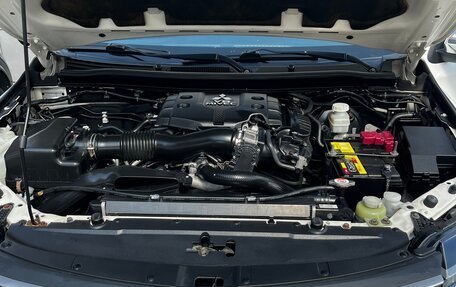 Mitsubishi Pajero Sport III рестайлинг, 2017 год, 2 650 000 рублей, 12 фотография