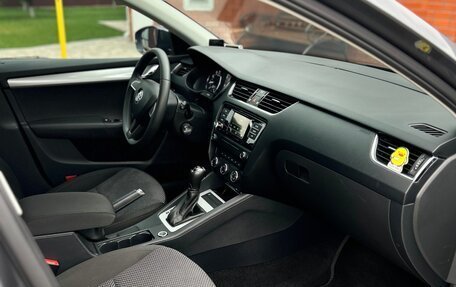 Skoda Octavia, 2017 год, 1 630 000 рублей, 10 фотография