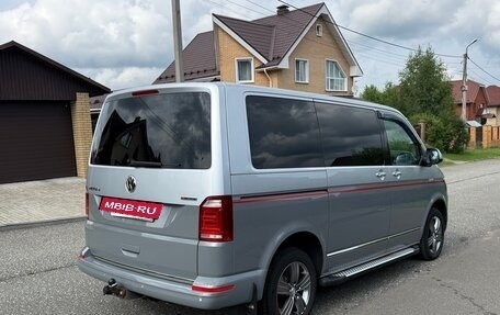 Volkswagen Multivan T6 рестайлинг, 2019 год, 5 300 000 рублей, 5 фотография
