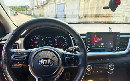KIA Stonic, 2018 год, 1 880 000 рублей, 16 фотография