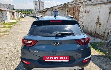 KIA Stonic, 2018 год, 1 880 000 рублей, 8 фотография