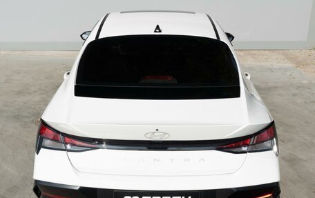 Hyundai Elantra, 2023 год, 2 430 000 рублей, 6 фотография