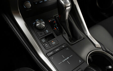 Lexus NX I, 2018 год, 3 490 000 рублей, 17 фотография