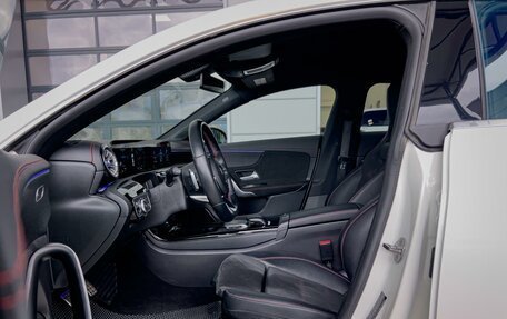 Mercedes-Benz CLA, 2020 год, 2 890 000 рублей, 10 фотография