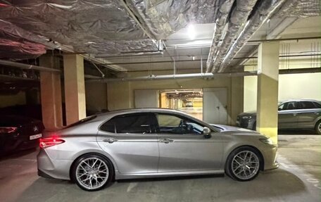Toyota Camry, 2022 год, 3 500 000 рублей, 1 фотография